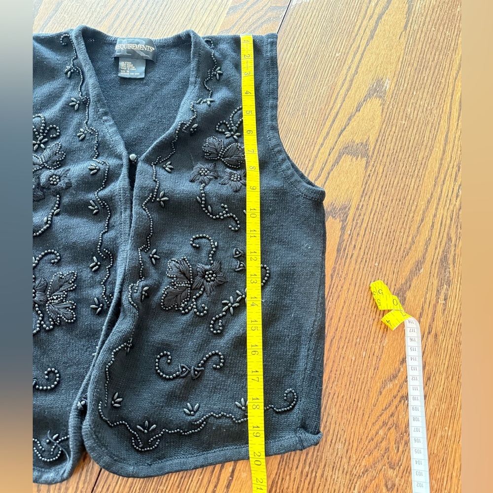 Requirements Beaded Knit Vest - Picture 4 of 7
